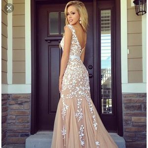 Sherri Hill prom dress worn once